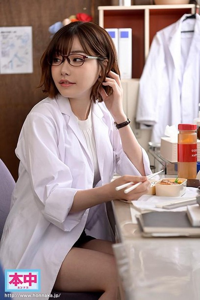 >Fukada Eimi แอบวางยาครู HND-739 แล้วแหย่รูในห้องเรียน