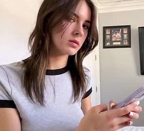 >xxxหนังโป้ฝรั่ง Fucking My Best Friend While She Texting Her Boyfriend