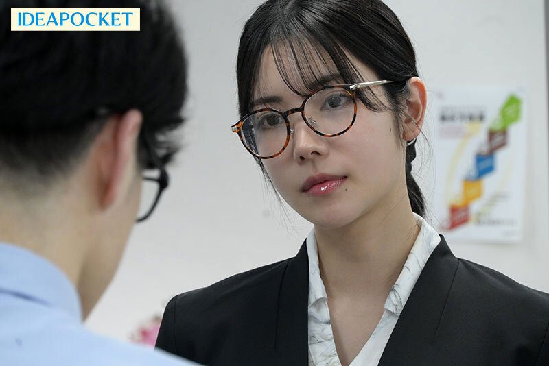 >IPZZ-932 [Uncen] คืนที่ต้องค้างบ้านเลขาฯของประธานสุด Kaede Karen